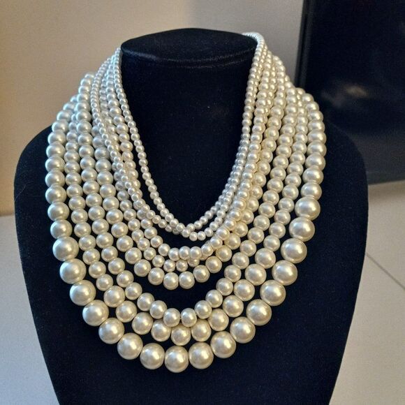 Pearl necklace faux statement jewelry - Picture 1 of 7